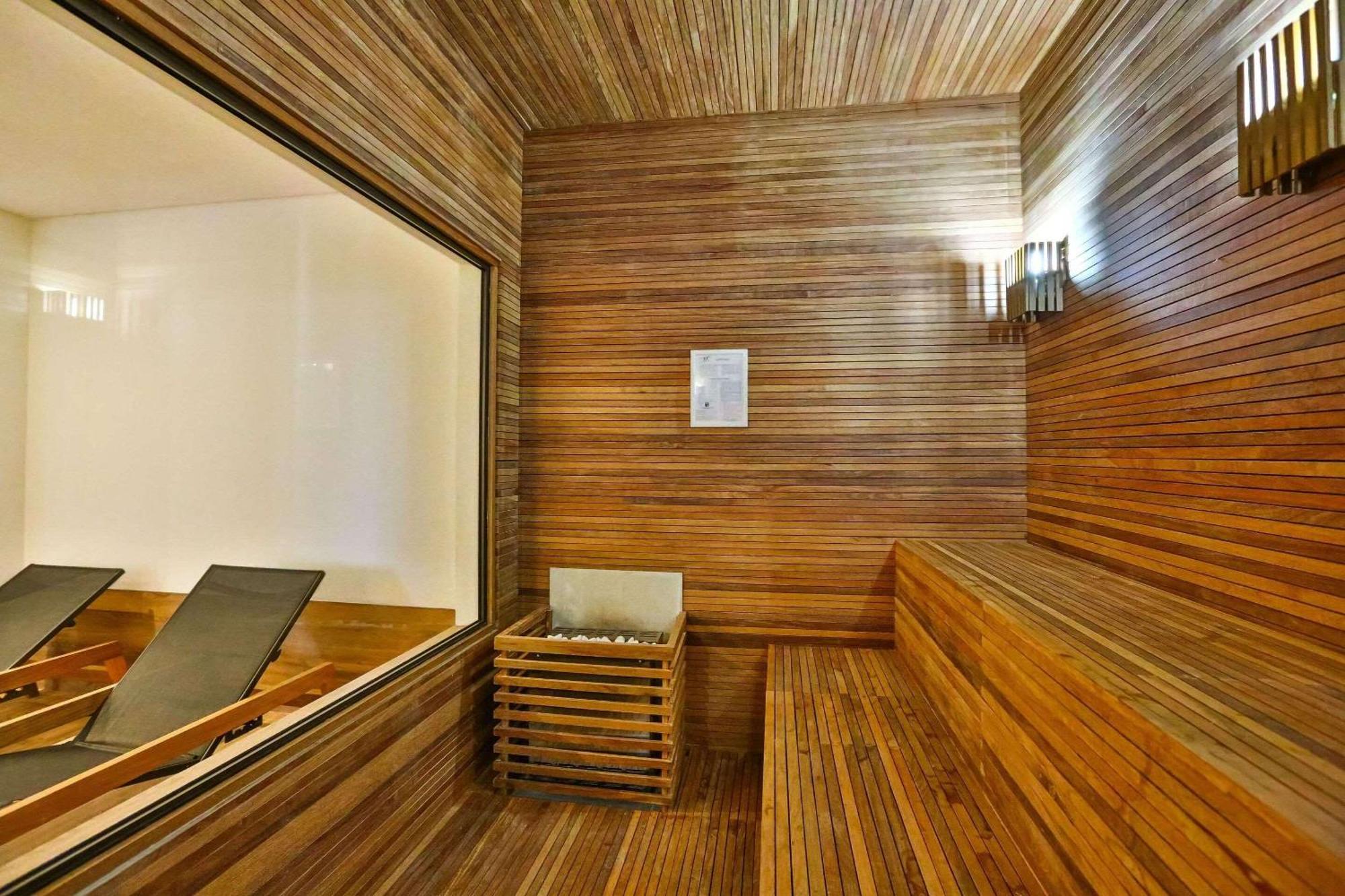 Radisson Red Campinas Hotel Campinas  Buitenkant foto A modern Finnish sauna