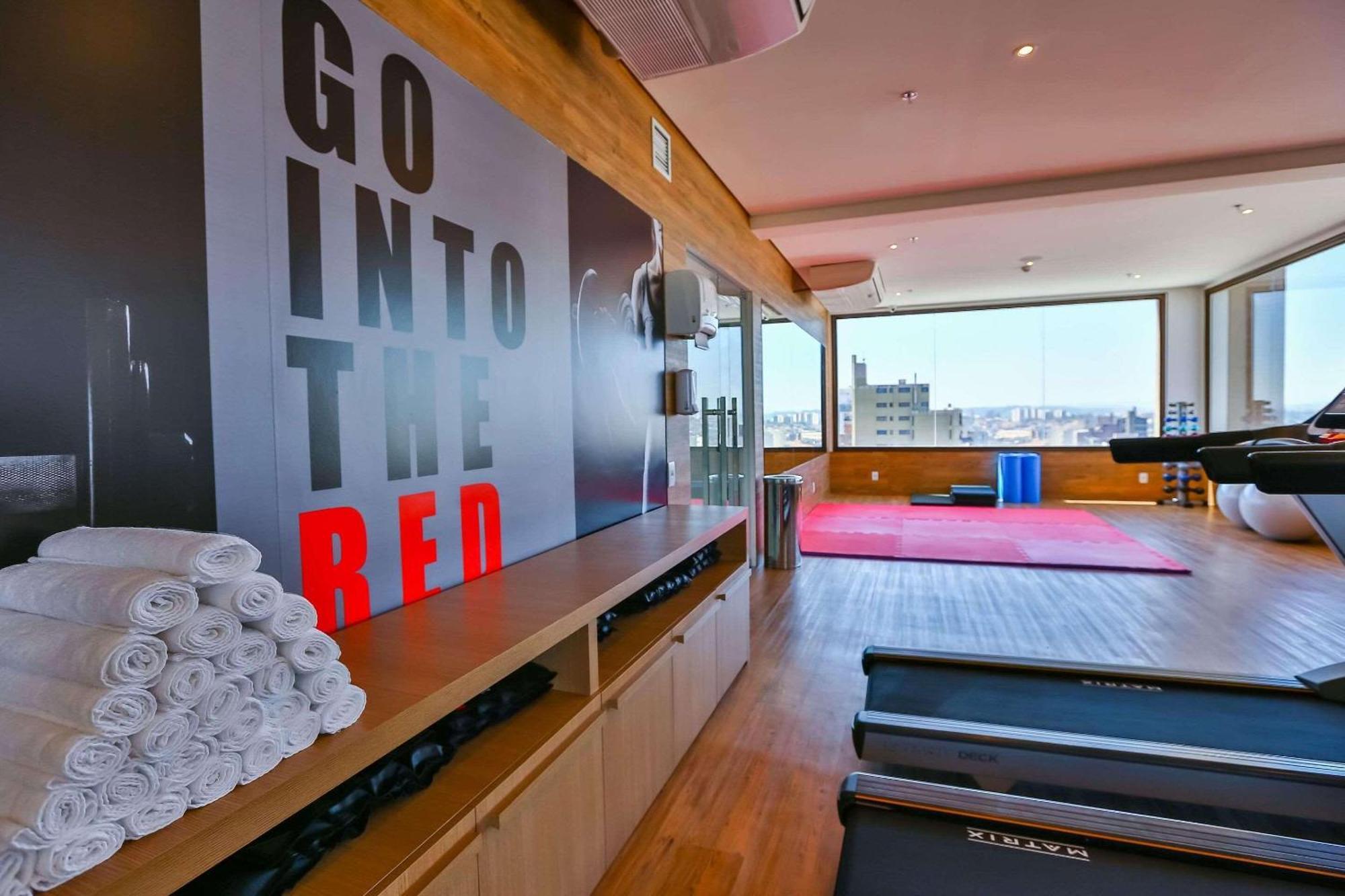 Radisson Red Campinas Hotel Campinas  Buitenkant foto The gym at the 100 East 53rd Street location