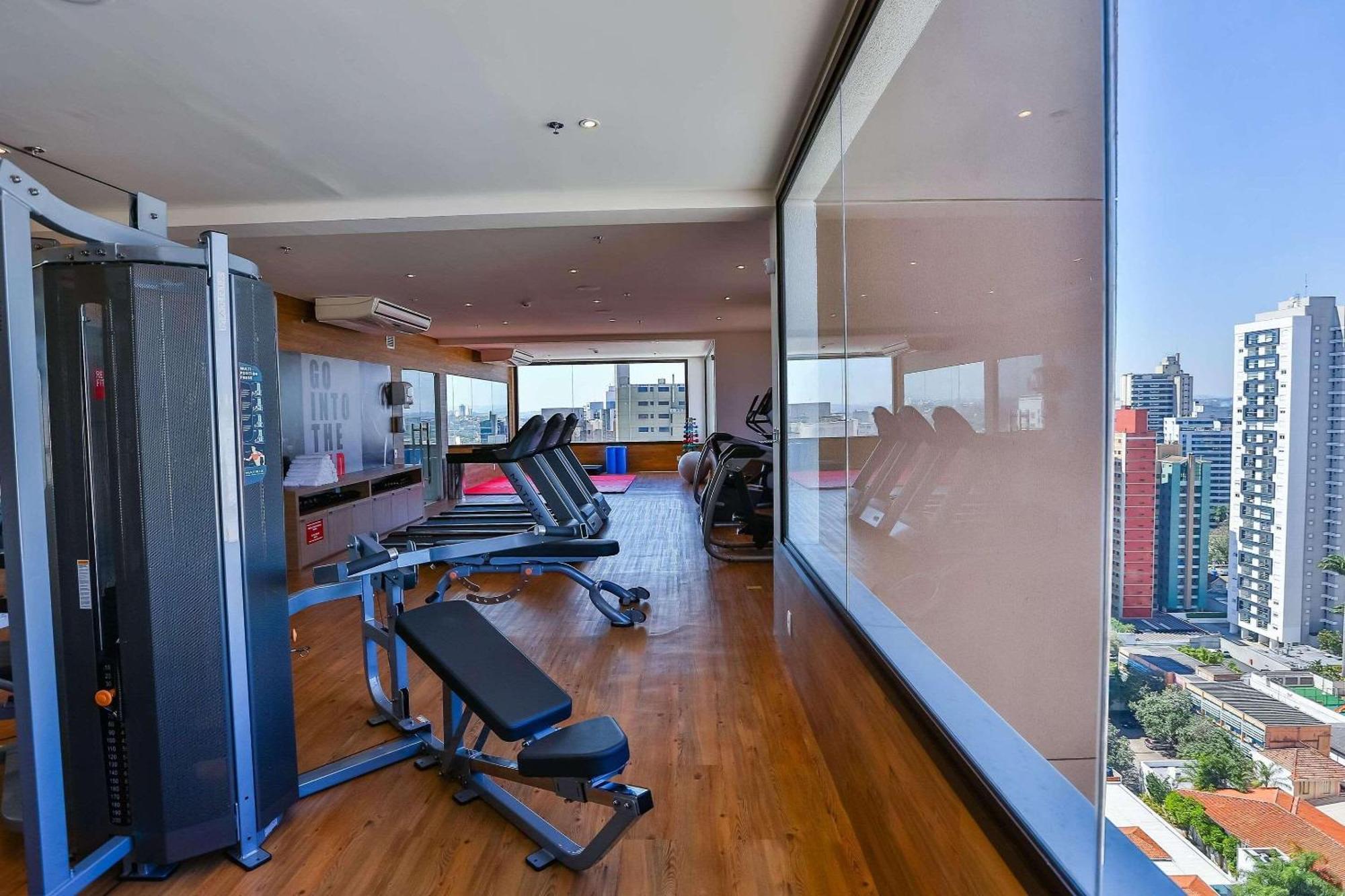 Radisson Red Campinas Hotel Campinas  Buitenkant foto The gym
